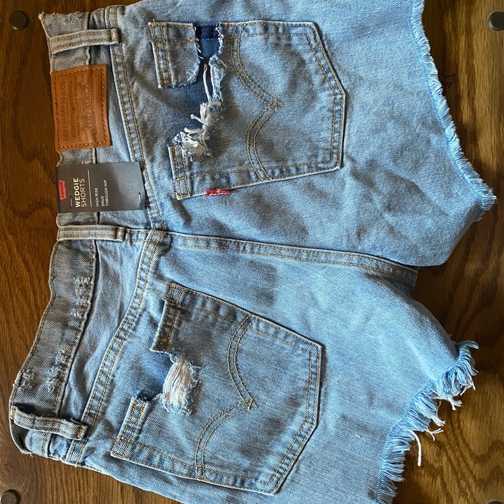 LEVIS Wedgie Short size 28